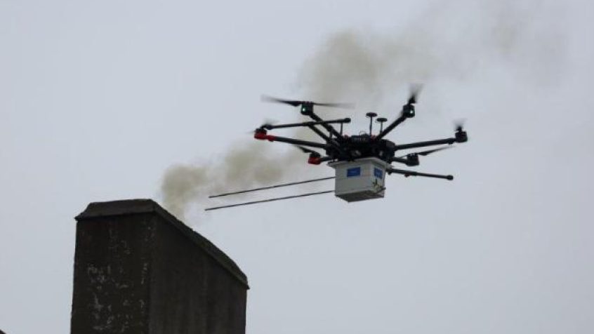 Antysmogowy dron analizuje skład dymu na Śląsku