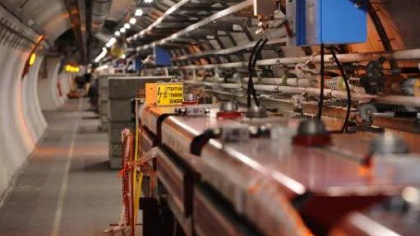 Rury, zasilacze, hel, wielka podpora pod urządzenie pomiarowe - m.in. takie produkty trafiały już z Polski do Europejskiej Organizacji Badań Jądrowych (CERN). W ciągu ostatnich kilku lat do CERN dosta