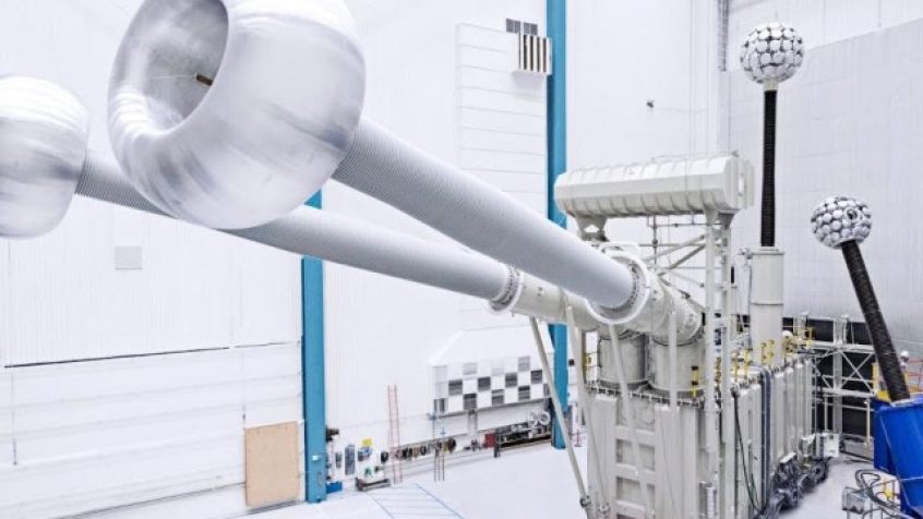 ABB testuje rekordowy transformator UHVDC o napięciu +/- 1100 kV