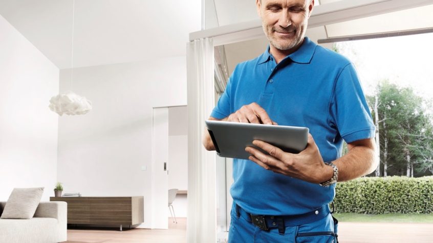 Bezprzewodowy system bezpieczeństwa ABB-secure@home zapewnia ochronę  i komfort w każdym domu