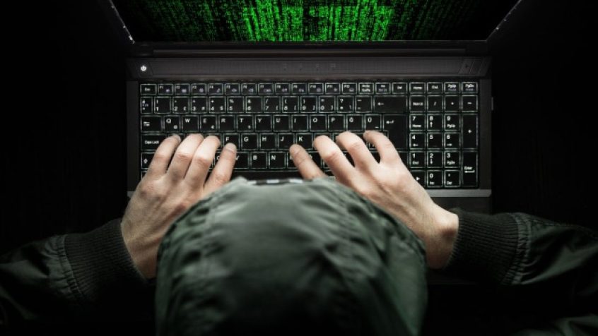 Jak chronić sieci przemysłowe przed cyberatakami?