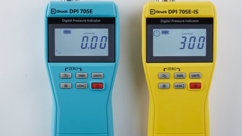 Wskaźniki ciśnienia i temperatury DPI 705E i DPI 705-IS