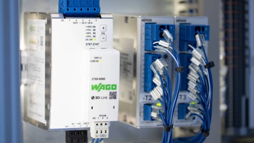 Zasilacze na szynę DIN serii Pro 2 firmy WAGO można rozszerzyć o moduł komunikacyjny do wymiany danych ze sterownikiem PLC lub bramą IoT.