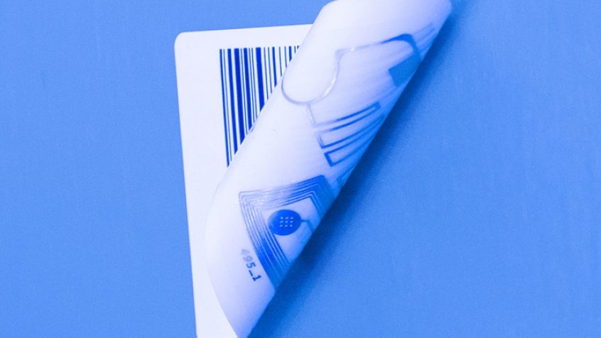 Naklejka z RFID