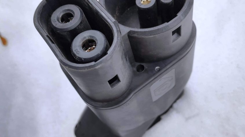 Wtyczka i kabel do ładowania samochhodów elektrycznych DC CCS Typu 2
