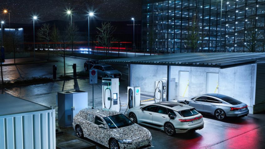 Instalacja do symulacji sieci została opracowana przez Bosch Rexroth we współpracy z partnerem Schmidbaur