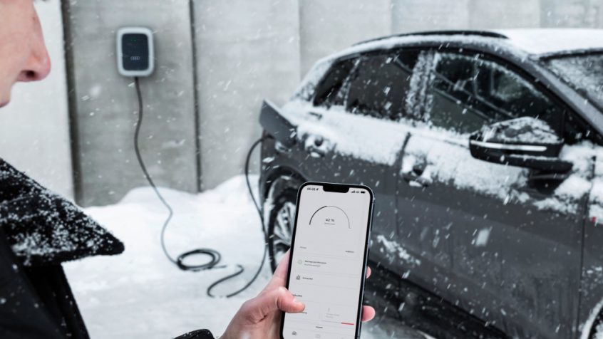 Łatwa instalacja domowej stacji ładowania z usługą Audi Home Check w Polsce