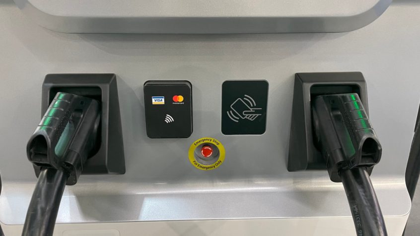 Stacja ładowania DC z dostępem RFID