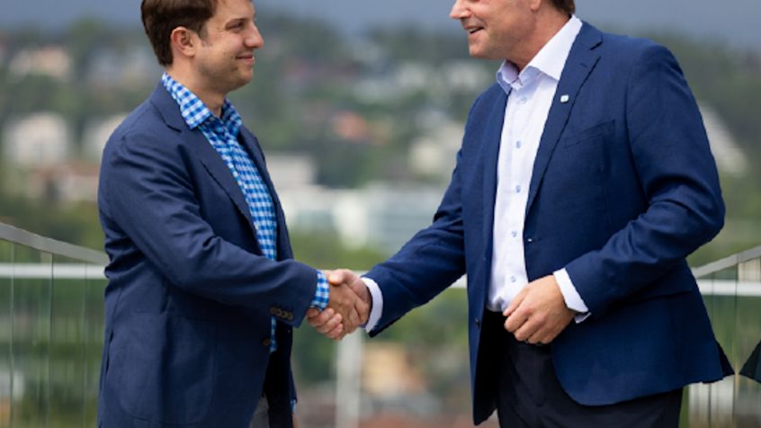 Nordic Semiconductor przejmuje firmę Memfault i wprowadza na rynek pierwszą kompletną platformę typu chip-chmura do zarządzania cyklem życia produktów połączonych