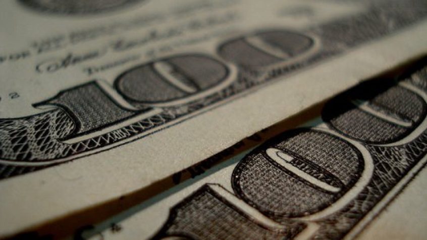 : Ultra cienkie obwody elektryczne zabezpieczeniem dla banknotów