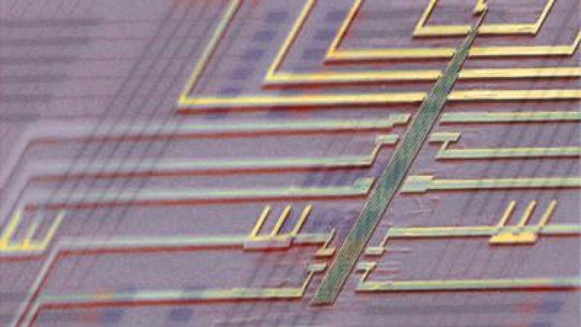 Naukowcy stworzyli pierwszy progrmowalny nanoprocesor