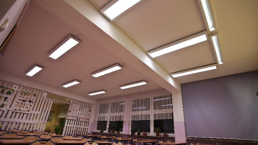 Szkolna pracownia w Bełchatowie oświetlona systemem Philips SchoolVision