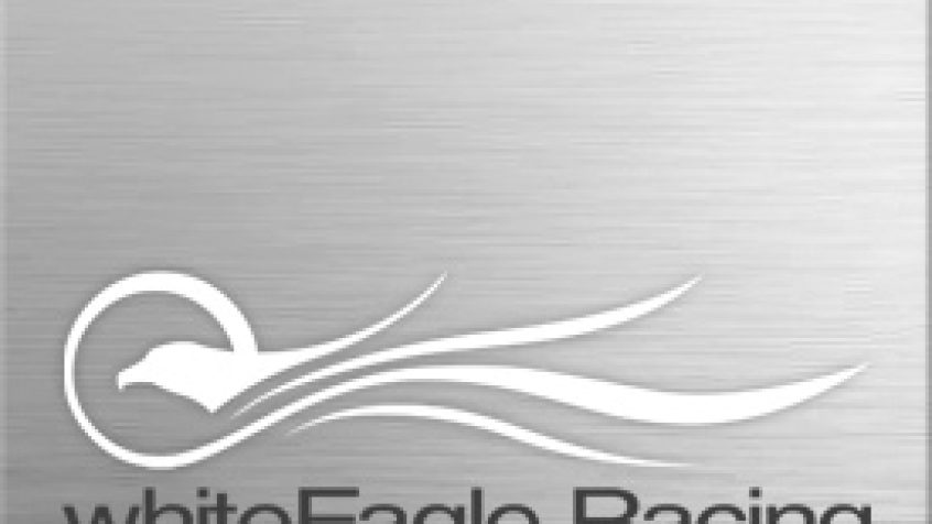 WhiteEagle Racing z PW przygotowuje się do międzynarodowego wyścigu bolidów