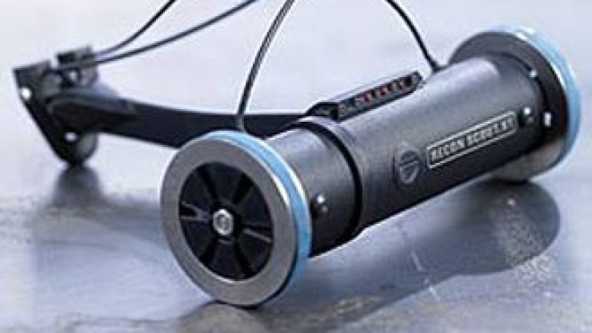 Roboty powstały przy współpracy Centrum Morskich i Kosmicznych Systemów Broni(SPAWAR) USA i firmy ReconRobotics