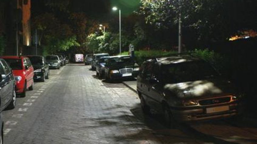 Ulica Calinescu w Warszawie oświetlona LED’owymi oprawami ulicznymi z rodziny CitySoul.