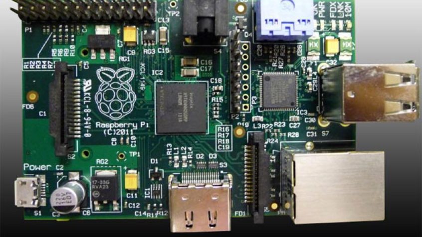 RS Components prezentuje Raspberry Pi, komputer za 35$