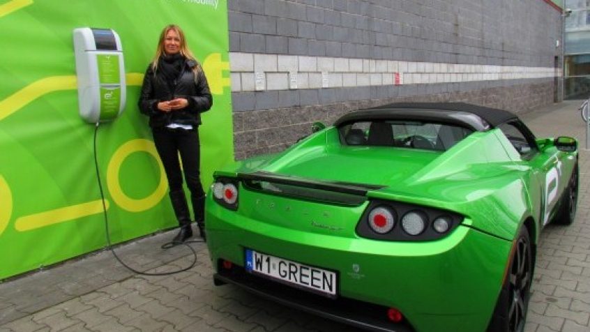 Pierwsza stacja ładowania samochodów elektrycznych w Łodzi