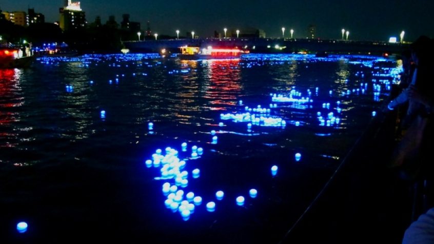 100 tys. LED-ów Panasonic na rzece Sumida w Tokio