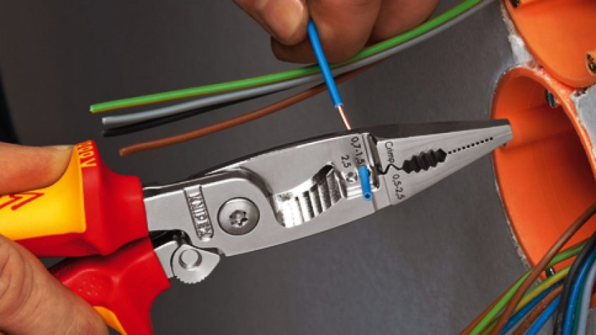 Wielofunkcyjne szczypce dla elektroinstalatorów Knipex