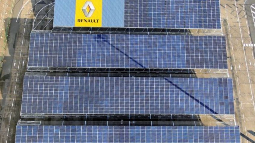 Renault uruchamia elektrownie słoneczne w swoich zakładach