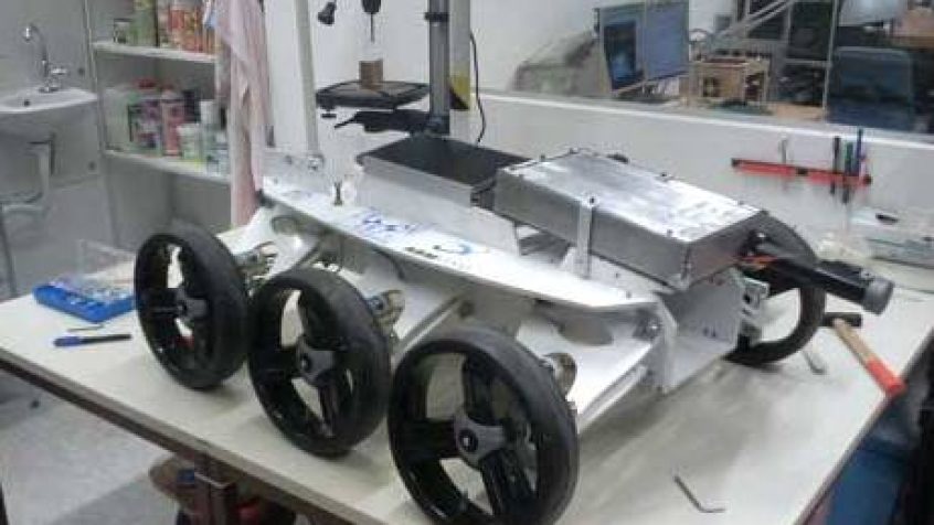 Robot Magma White w oczekiwaniu na kolejne testy