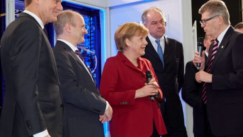 Donald Tusk i Angela Merkel odwiedzają stoisko Rittal na targach CeBIT 2013