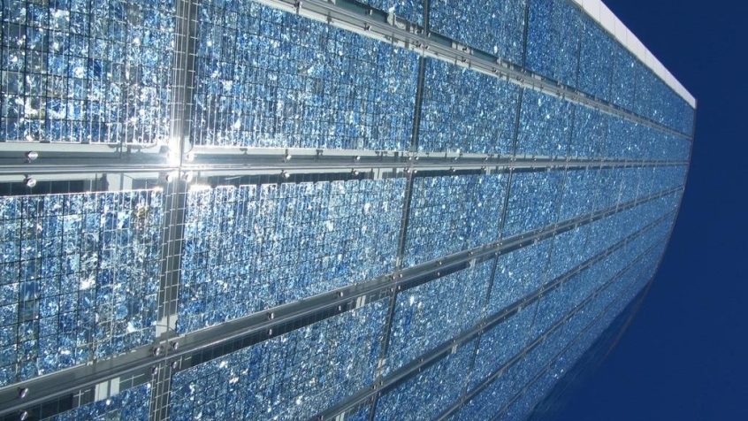 Technologie solarne z wykorzystaniem szkła w certyfikacji LEED