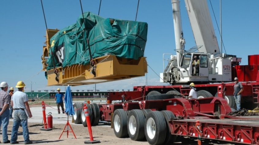 Transport generatora typu diesel