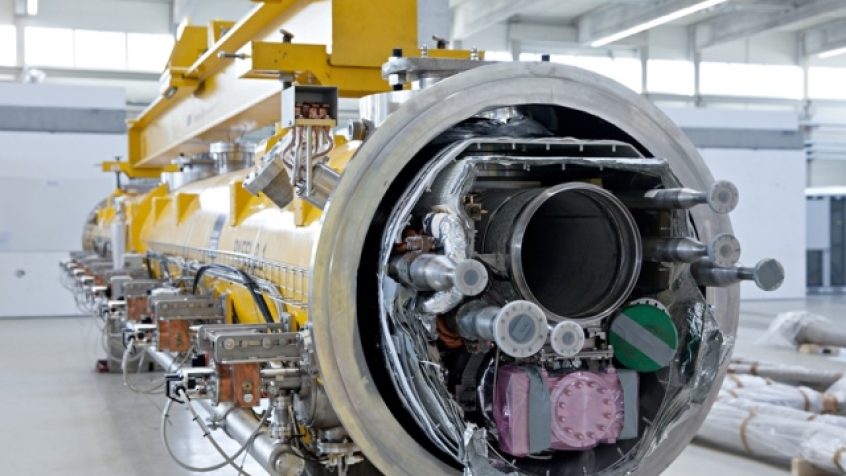 Moduł akceleratora lasera na swobodnych elektronach European XFEL