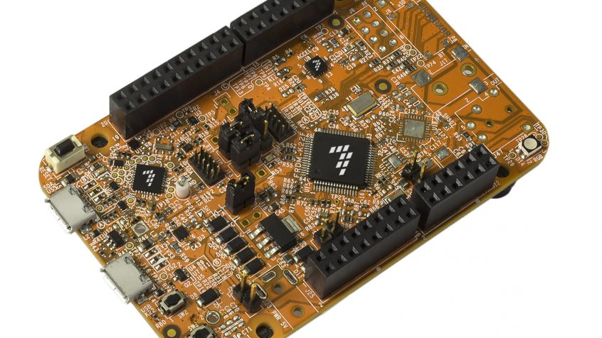 Nowa wydajna płytka Freescale Freedom z mikrokontrolerem nowej generacji Kinetis K i bezkwarcowym kontrolerem USB