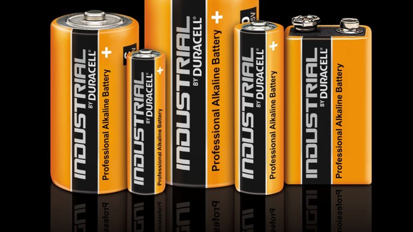 Nowa gama baterii alkalicznych „Industrial by Duracell” do zastosowań przemysłowych — już w ofercie RS Components
