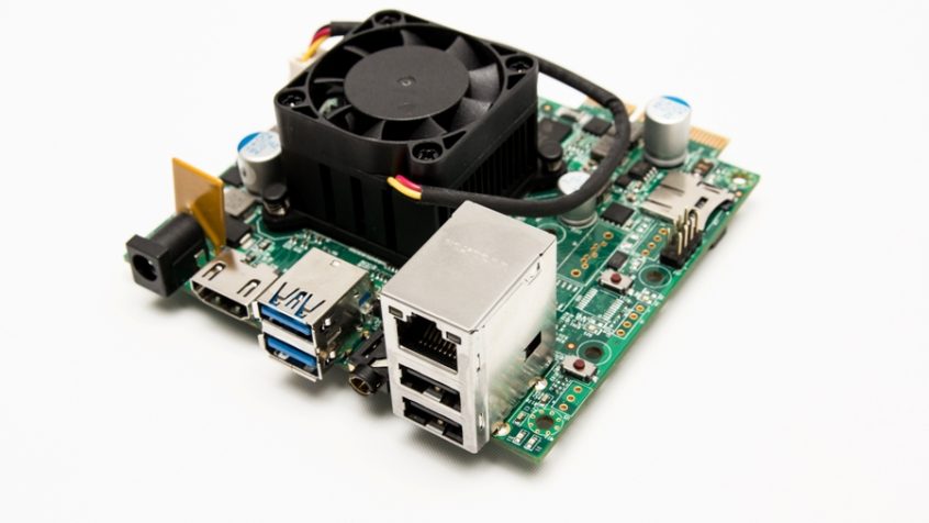 Zaawansowany komputer jednopłytkowy Gizmo 2 o architekturze x86