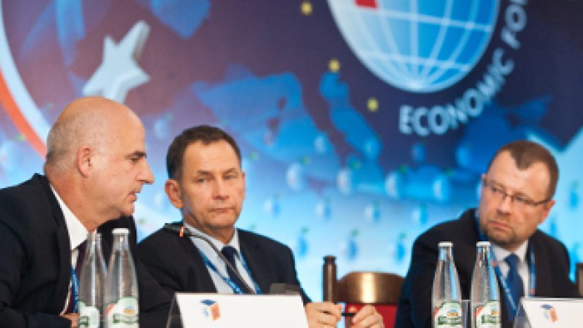 VIII Forum Energetyczne. Panel dyskusyjny: „Bezpieczny miks energetyczny. Węgiel – przyszłość czy przeszłość?”