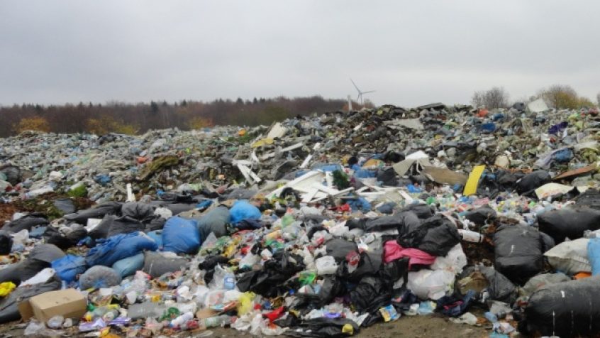 Na tym wysypisku powstaje farma fotowoltaiczna w Ustroniu Morskim
