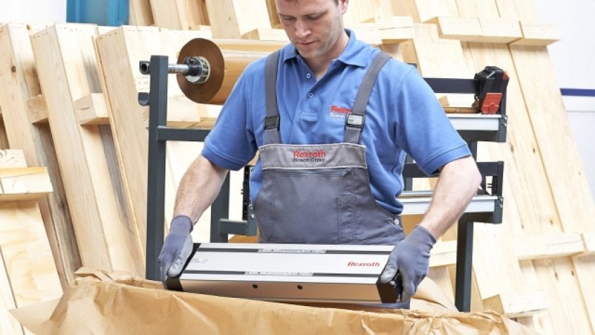 Dostawa z fabryki w ciągu maksymalnie 10 dni roboczych: indywidualnie konfigurowane systemy przemieszczeń liniowych objęte programem GoTo Europe (szybka dostawa produktów) firmy Bosch Rexroth.