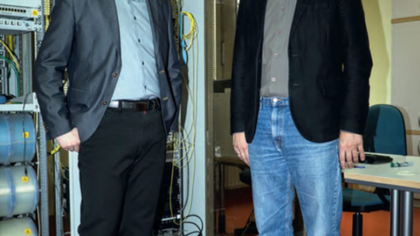 dr Robert Wójcik i dr Jerzy Domżał z AGH