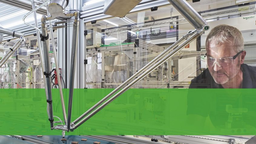 Pojawienie się inteligentnych urządzeń jest olbrzymim krokiem naprzód dla każdej branży opartej na technologiach maszynowych. W połączeniu z rozwiązaniami z zakresu Internetu rzeczy pozwalają przekraczać kolejne granice w zakresie produkcji i jej optymalizacji.