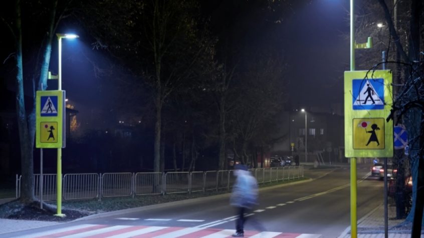 Inteligentne oświetlenie przejścia dla pieszych