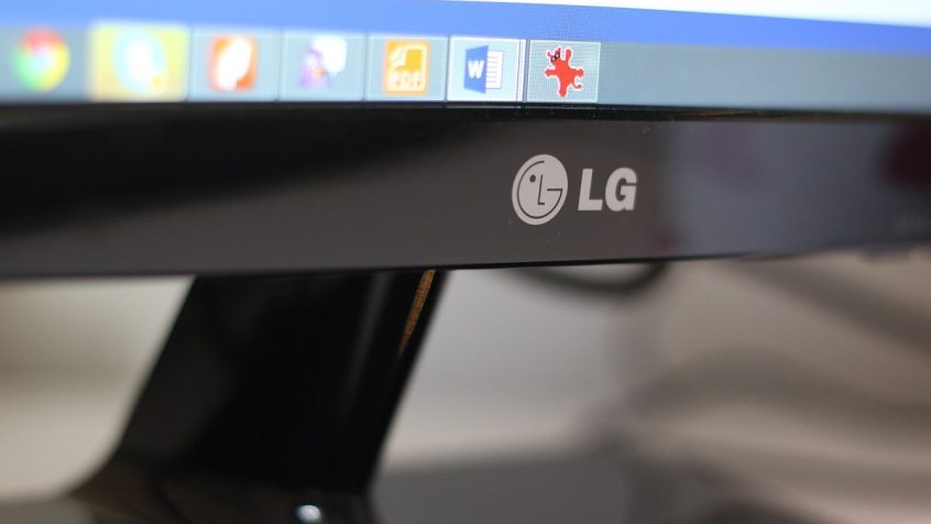 LG monitor 24 cale
