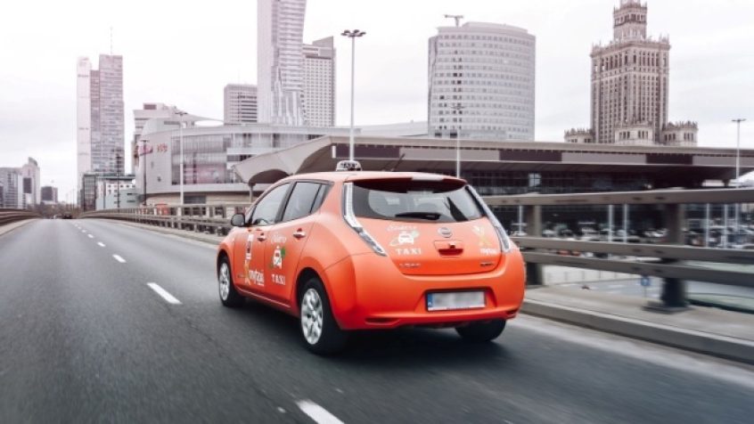 mytaxi udostępnia pierwszą w Polsce flotę elektrycznych taksówek