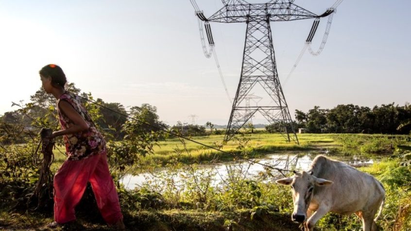 Linia przesyłowa dalekiego zasięgu zapewni energię dla 80 mln ludzi w Indiach