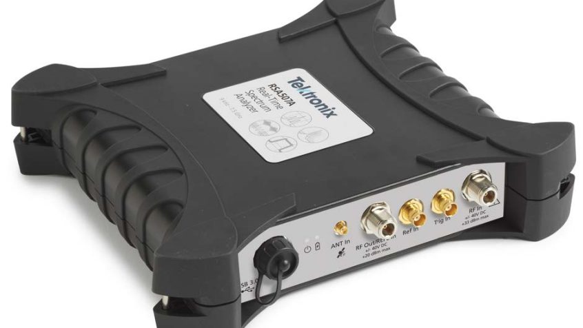 Analizator widma Tektronix RSA507A